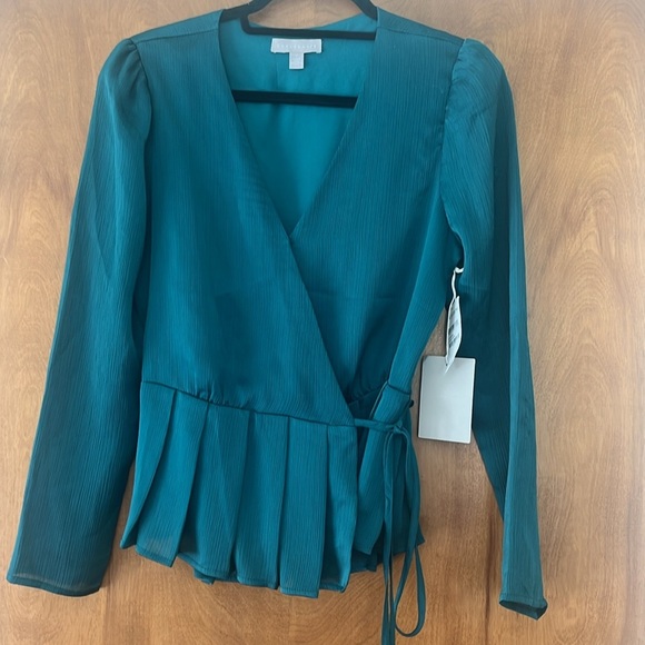 Chelsea28 Green Long Sleeve Pleated Wrap Long Sleeves Blouse Size S New - Picture 5 of 10